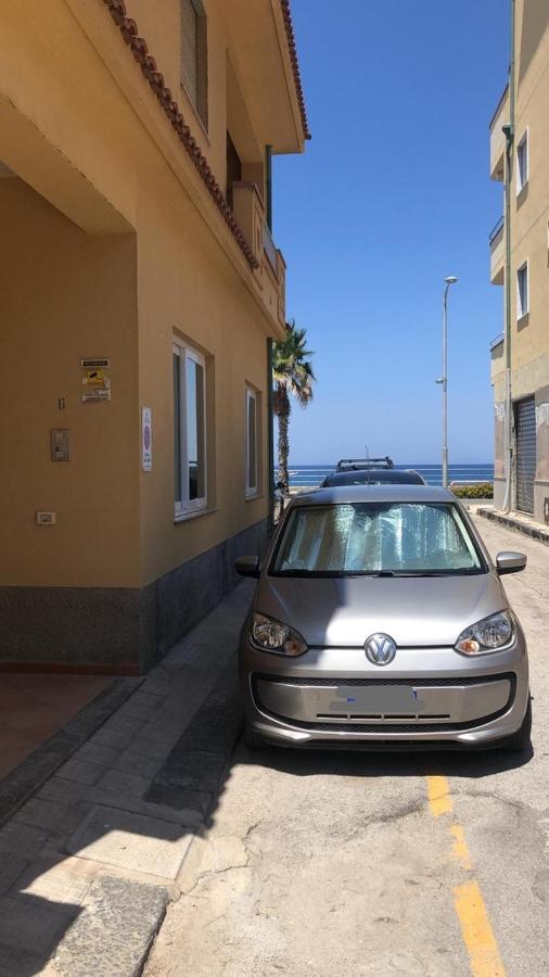 Carolina Apartments - Monolocale Capo d'Orlando Exterior photo